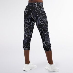 Nike Black & Gray Swirl Capri Dry Fit Leggings